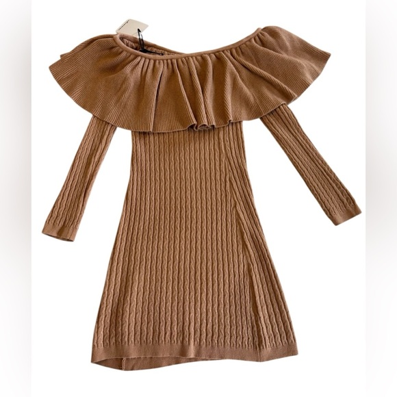 NWT Olivaceous Long Sleeve Bodycon Off Shoulder Sweater Dress Tan Small Cashmere - Picture 3 of 11